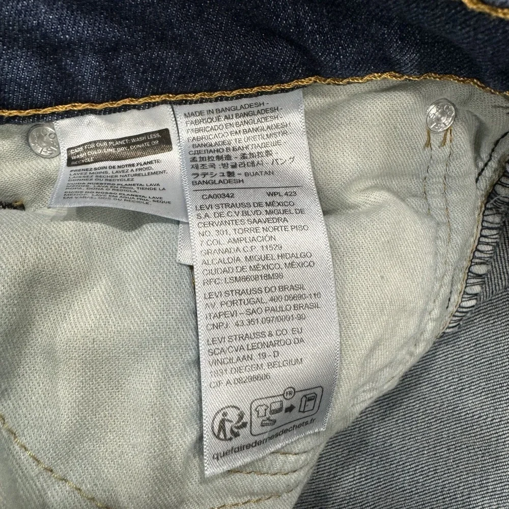 Levi's Men's Slim Jeans in Dark Blue Wash